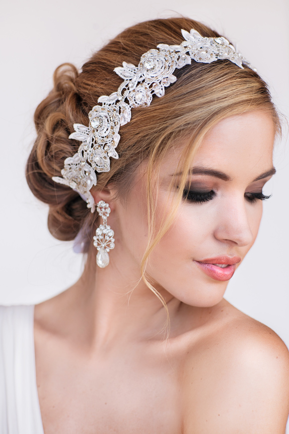 Tia Bridal Lace Headband - http://www.perlejewellerymakeup.com.au