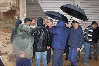 رئيس بلدية الشويفات يتفقّد أضرار العاصفة في منطقة حي السلّم