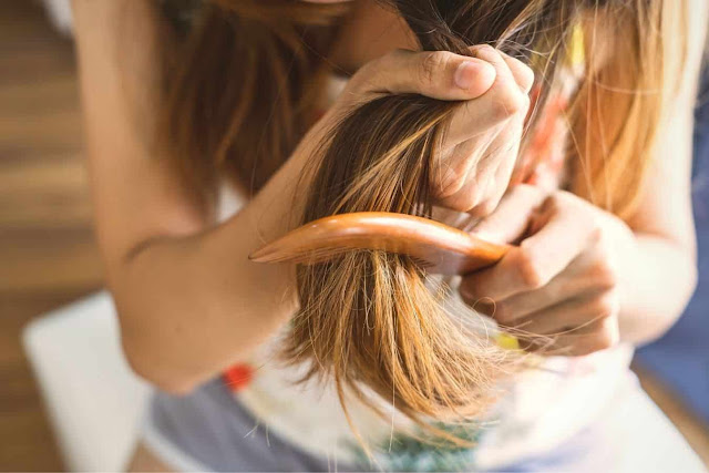 5 Amazing Hacks To Detangle Long Hair In An Instant