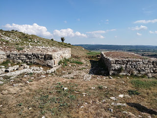 Acceso. Muralla visigoda