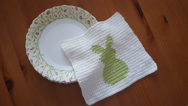 The Bunny Washcloth - free crochet pattern