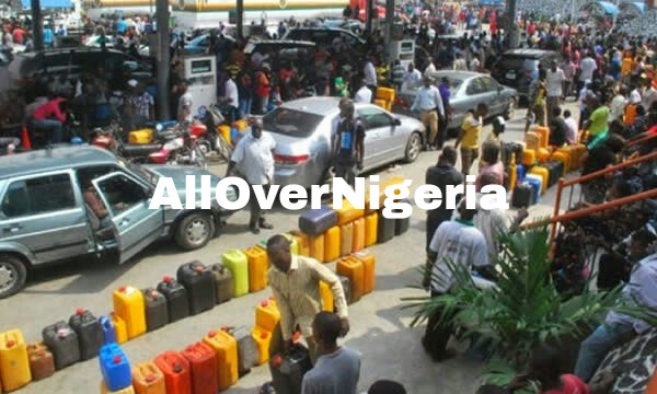 http://www.allovernigeria.co.uk/2018/11/fuel-scarcity-looms-as-nupeng-declares.html?m=1