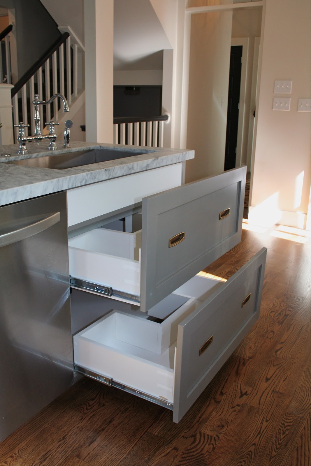 design dump drawers under the kitchen sink 
