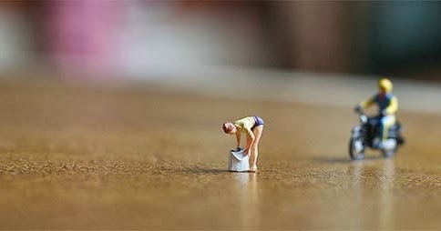 Foto Miniatur Orang Lucu  dan Kreatif