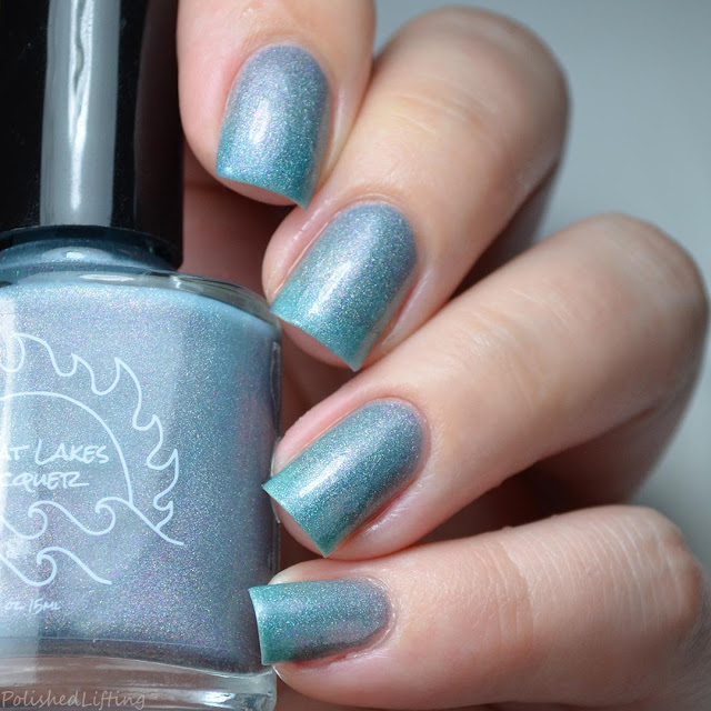 gray to blue thermal nail polish