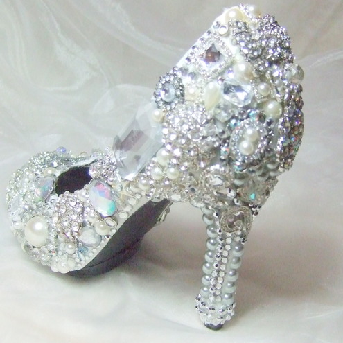 In the wedding of my dreams these shoes adorn my tootsies