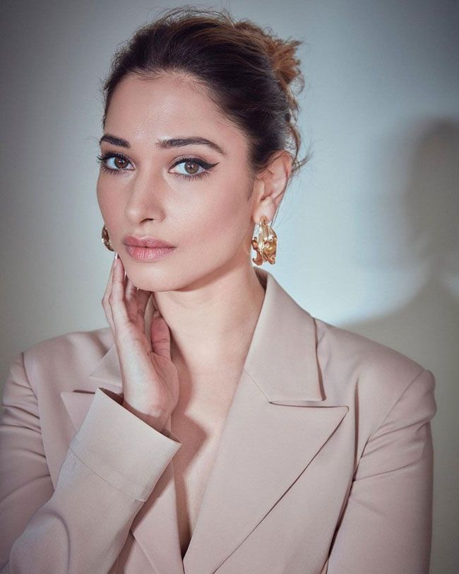 Actors Gallery: Tamannaah Bhatia New Pictures