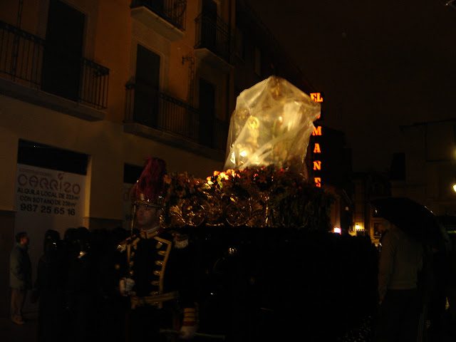 Semana Santa en León | España | Fotos urbanas + nocturnas | Fiesta religiosa