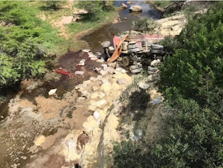 Motorista morre após caminhão cair de ponte em Tangará, RN