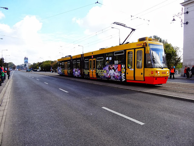 Most Poniatowskiego w trakcie 35. PZU Maratonu Warszawskiego.