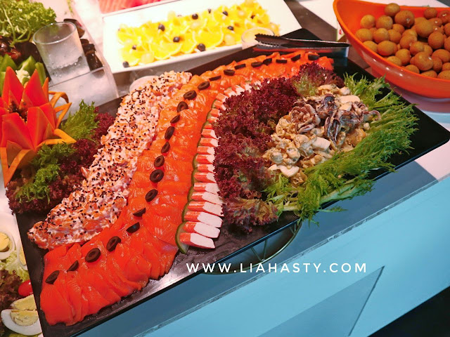Poseidon’s Kitchen Seafood Buffet Dinner di Royale Chulan Penang