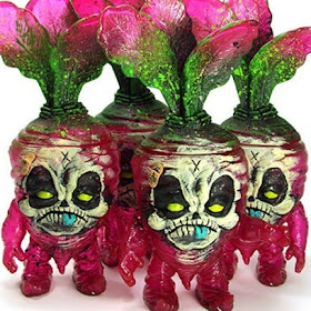 San Diego Comic-Con 2014 Exclusive Voodoo Deadbeet Custom Vinyl Figures by Leecifer