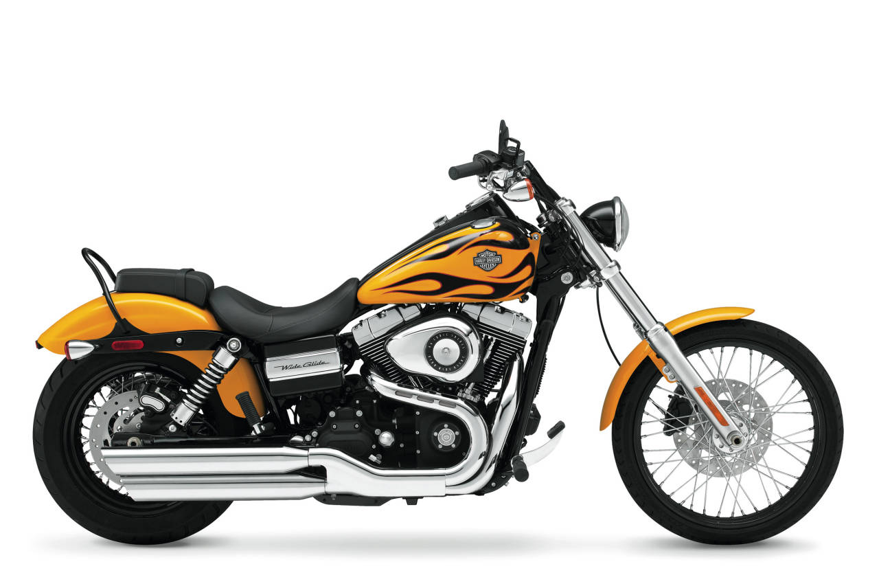 Auto bikes  2011 harley davidson wide glide wallpaper