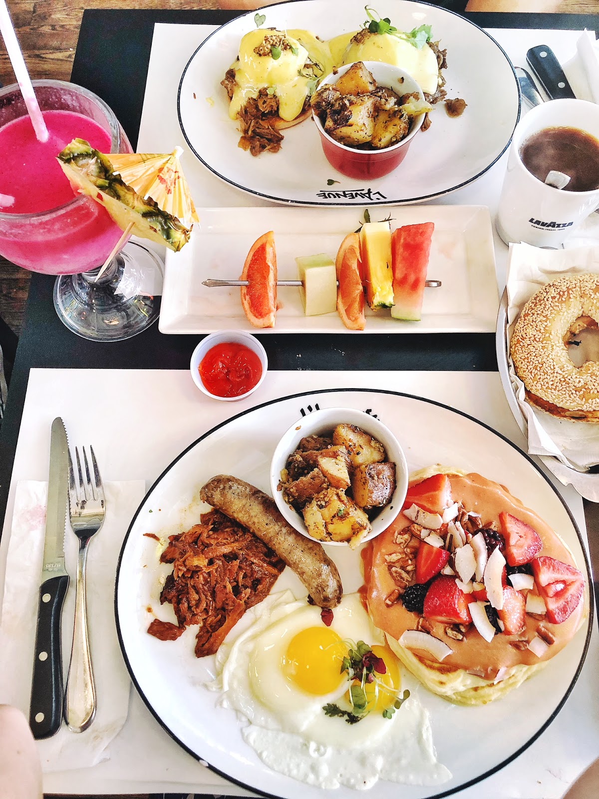 2 Days in Montreal - A Guide to What to Do and Where to Eat - L'avenue Brunch