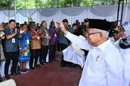 Di Panten Manase, Maruf Amin Berdialog dengan Para Petani di Nabire 