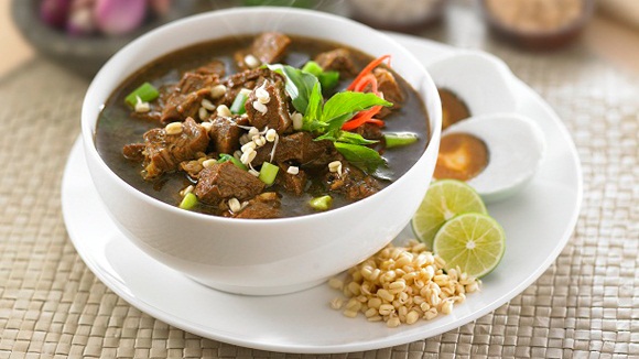 Resep Cara Membuat Rawon Daging Khas Lezat yang Enak Dan Lezat