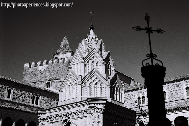 Templete de claustro y torre defensiva - Temple of cloister and defensive tower