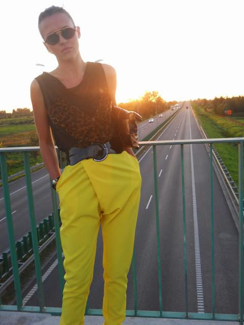 charme e chique modne żółte spodnie 2012 yellow pants