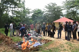 Musnahkan 17 Koli Pakaian dan Sepatu Bekas Impor, Ini Pesan Kapolresta Tanjungpinang