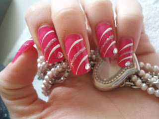 Lakiranje-noktiju-prelepi-pink-nokti-slike-003