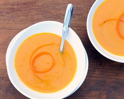 Paleo carrot soup with fresh ginger, cardamom and coconut milk. Paleo, vegan and completely delicious.