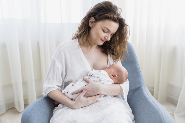 Poltrona para Quarto de Bebê: Como Escolher
