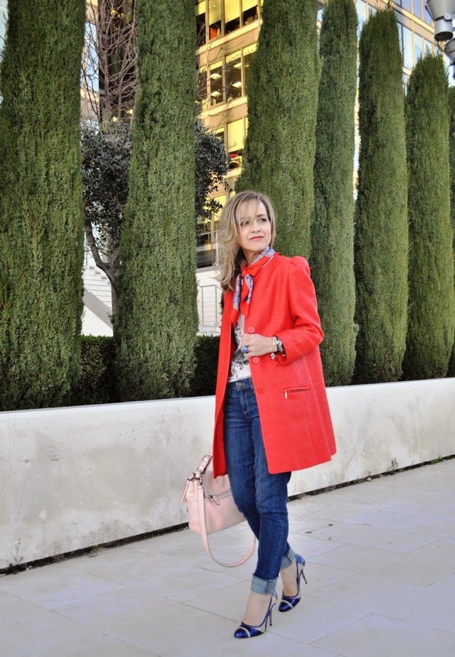 abrigo rojo Zara jeans Paige Denim bolso Coach Red outfit 