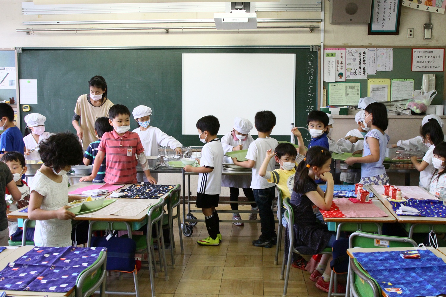  Sekolah di Jepang  Berperan Atur Nutrisi Siswa