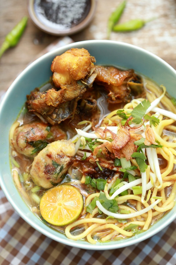 Mee Soto Ayam yang sangat sedap! - masam manis