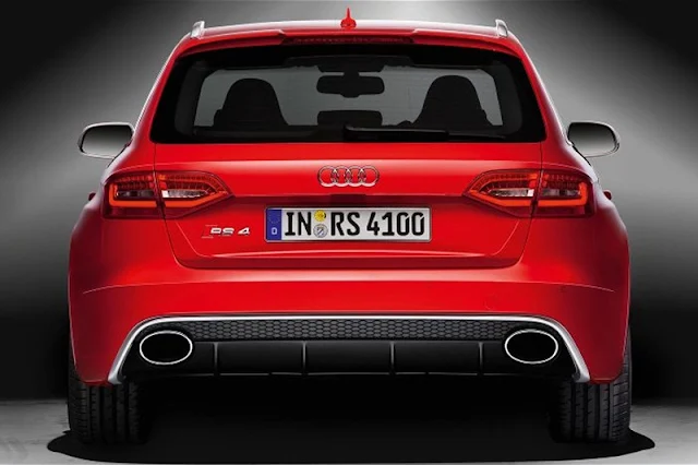 Nova Audi RS4 Avant 2013