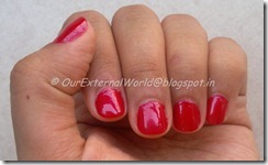 Sally Hansen Diamond Strength Honeymoon Red