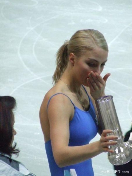 Labels bong figure skating kiira korpi wtf