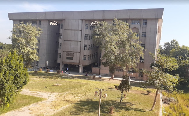 كلية الصيدلة بنين جامعة الأزهر أسيوط