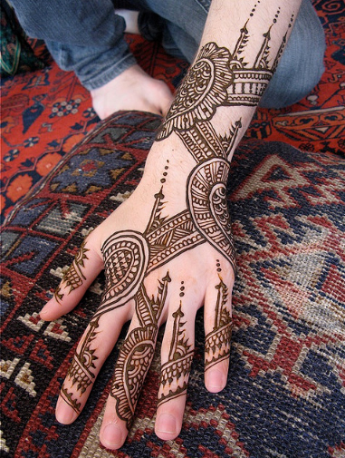 Mehndi Designs For Hands 2011