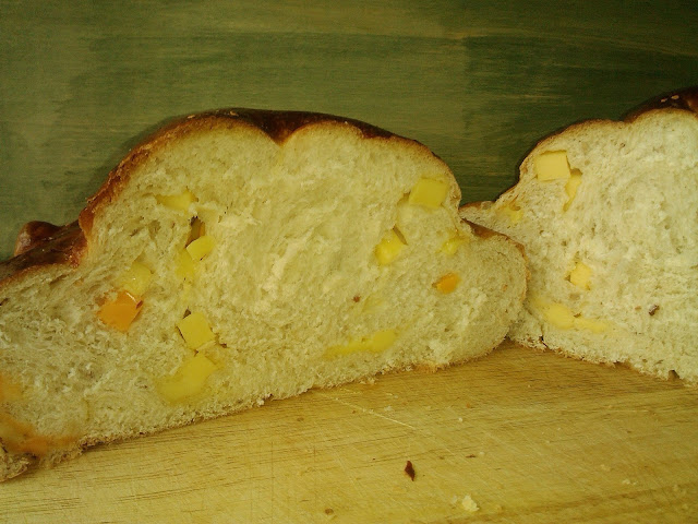 Pan brioche de queso ligeramente picante guindilla receta estados unidos americana wisconsin cheese bread america's test kitchen