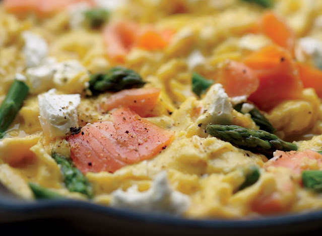 Healthy Scrambled Eggs With Salmon, Asparagus, and Goat Cheese Recipe