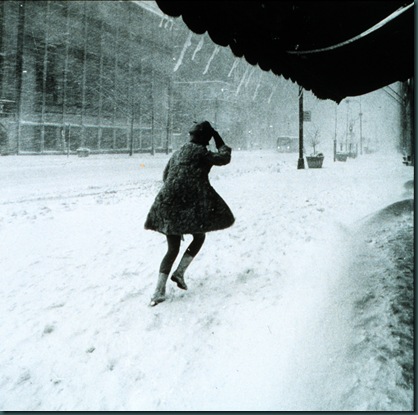 Miniskirts_in_snow_storm