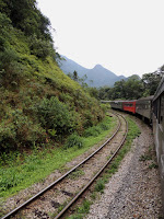 Descida da serra do mar - Curitiba Morretes foto por liviafrbarros