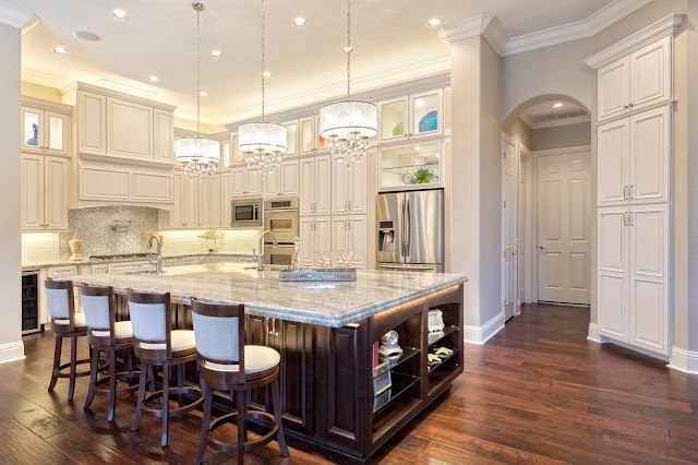 Why Are Custom Kitchen Cabinets Better Than Stock Cabinets?