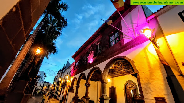 El ayuntamiento de Santa Cruz de La Palma conciencia a la población sobre la violencia de género