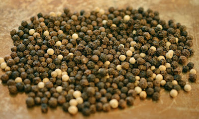 Differences between White Pepper and Black Pepper