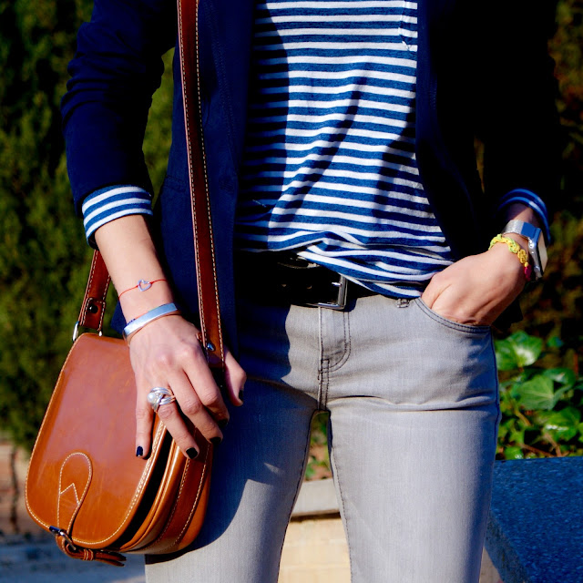 LOOK Sandalias étnicas missoni y camiseta rayas marineras, primavera