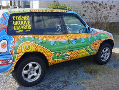  Cosmic Groove Lizard Art Car - Lizard View