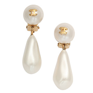 Vintage 1990's Chanel pearl drop earrings.