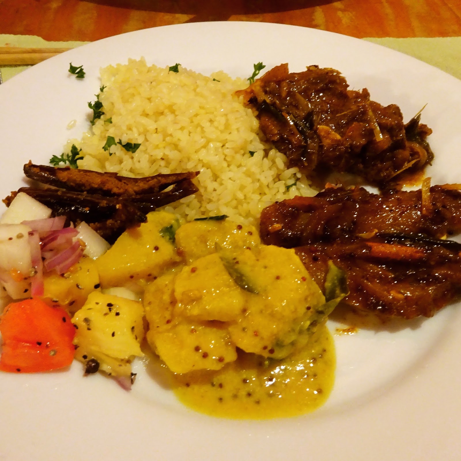 スリランカ 一番美味しいスリランカカレーは ヌワラエリヤの宿 Sincere Wildness Best Srilankan Curry In Nuwara Eliya Sri Lanka