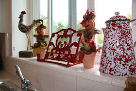 red and white kitchen