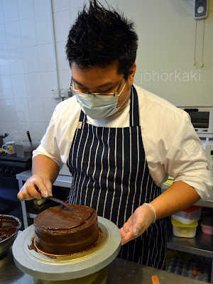 Chocolate-Durian-Cake-Oh-My-Cakes-Permas-Jaya-Johor-Bahru