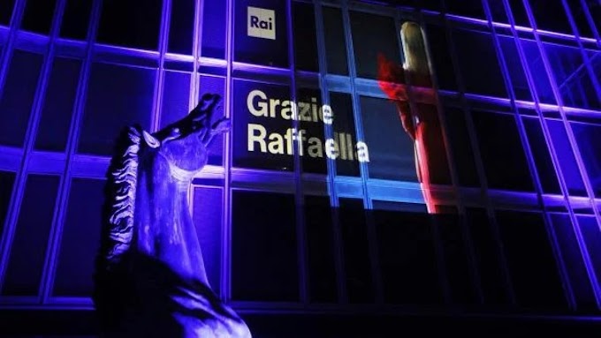 Rai: Il Palazzo di Viale Mazzini si illumina per Raffaella Carrà