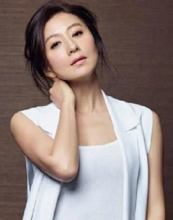 pemain the world of the married - Kim Hee-Ae pemeran Ji Sun-Woo