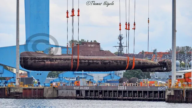 El submarino ex U18 de la Armada de Colombia fue desplazado en el Puerto de Kiel